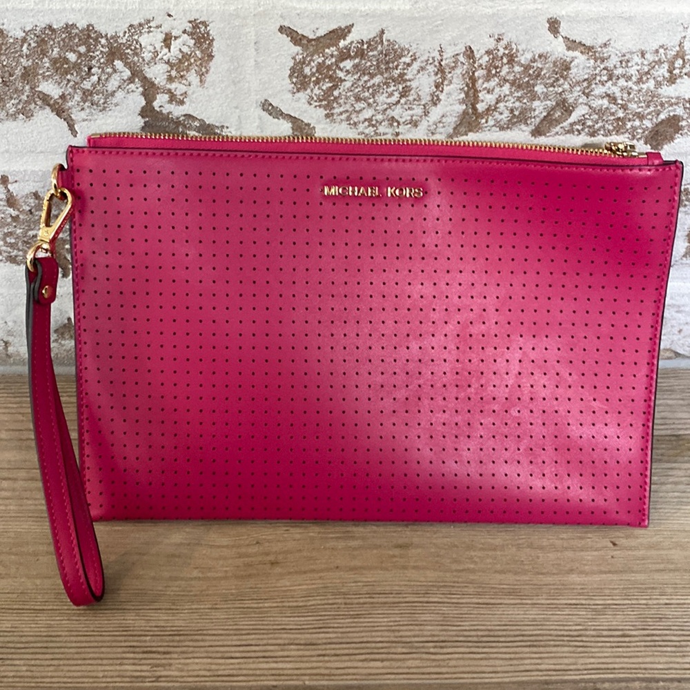 Michael Kors large wristlet